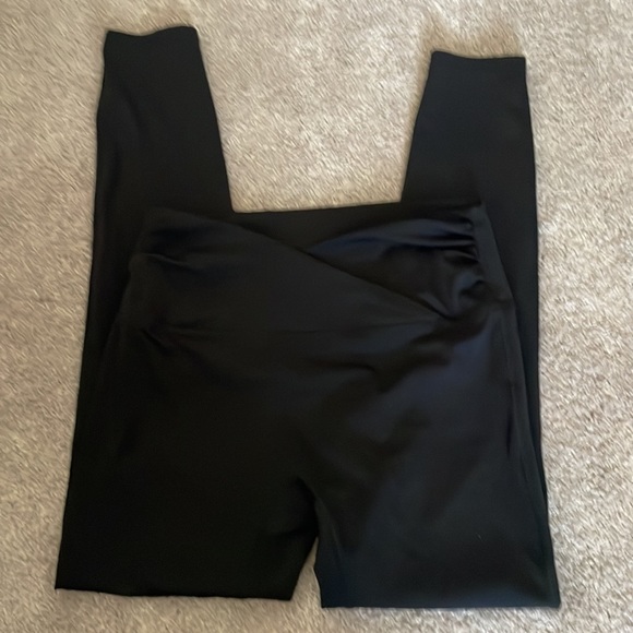 Bundle 3 pair workout Leggings - Picture 11 of 13